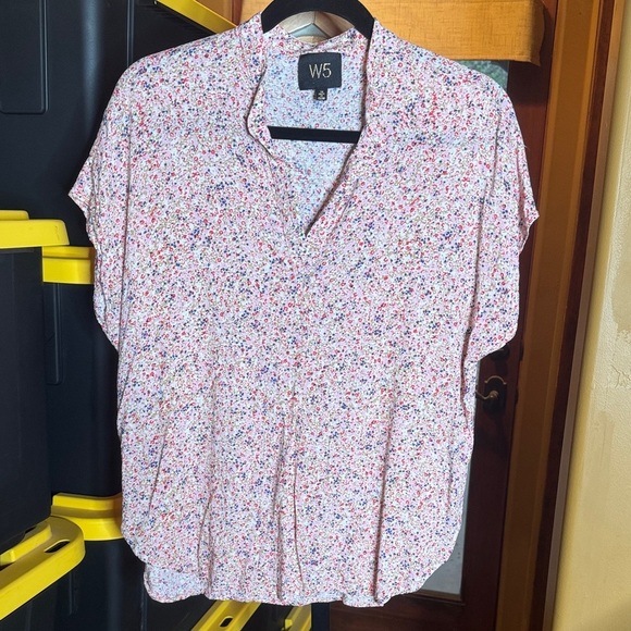 W5 Tops - W5 Women's Dolman Sleeve Floral Print Blouse Size Medium